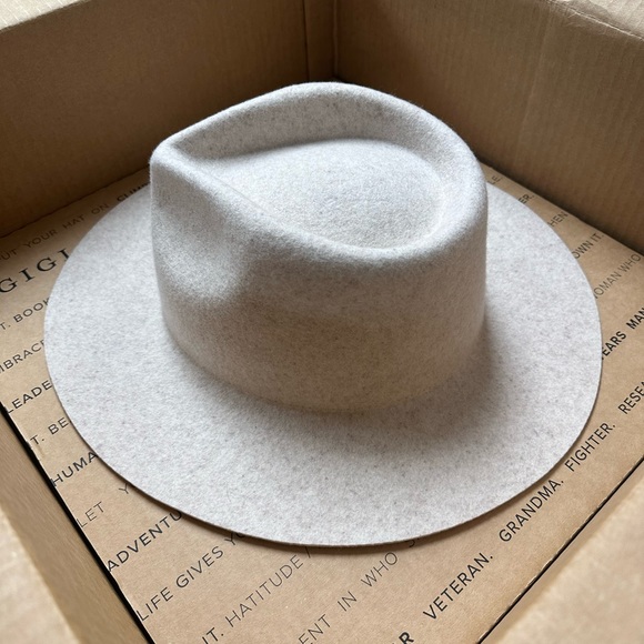 GiGi Pip Zephyr Hat, Mix Ivory, XL - Picture 2 of 6